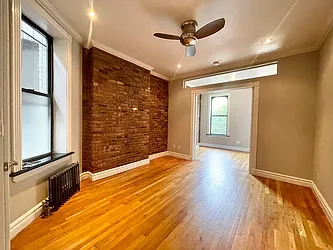 Rented by Century 21 Premier 