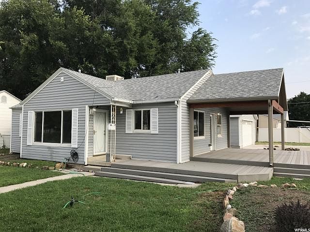 1st image of 395 E Leslie Ave