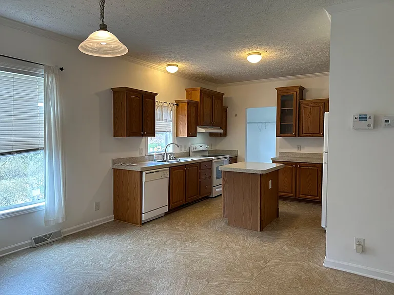 47 Banks Town Rd — Photo 4