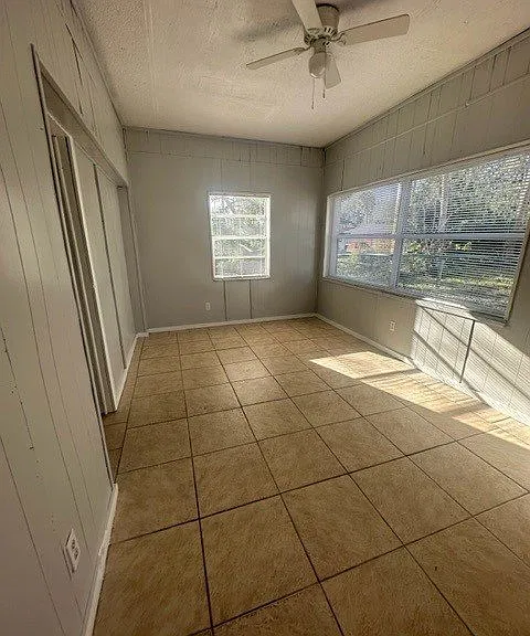 1022 1st Ave — Photo 13