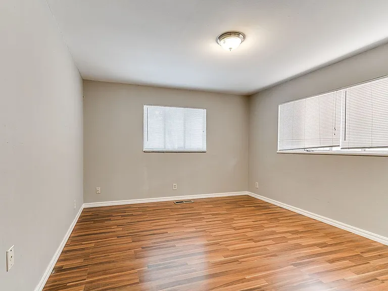 3920 N Classen Blvd — Photo 14
