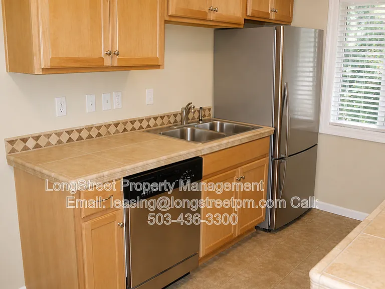2680 SW 87th Ave — Photo 8