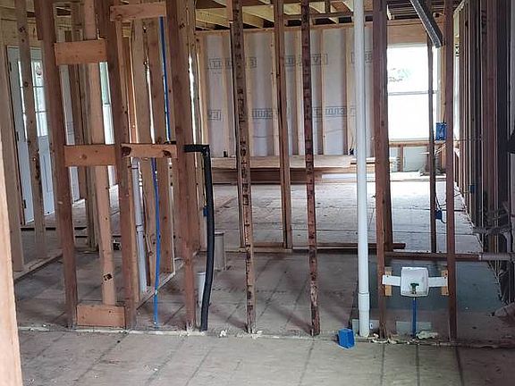4th image of 419 N Ellis (UNFINISHED)