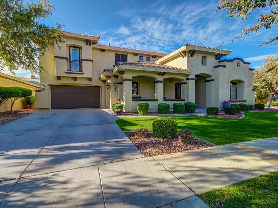 1st image of 3904 N Cottonwood Pl