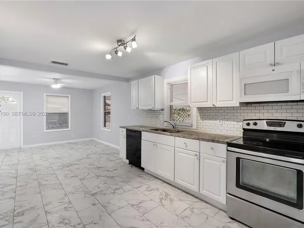 901 NE 38th St #1, Fort Lauderdale, FL 33334