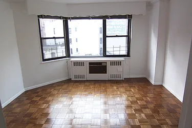 Rented by Fox Residential Group