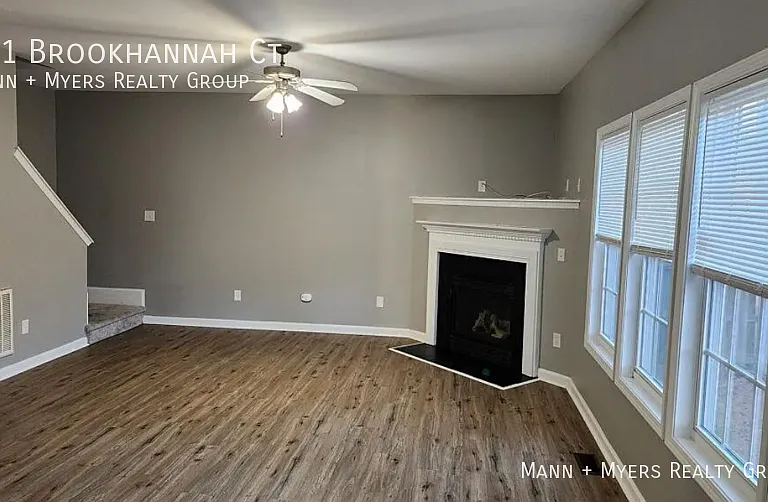 821 Brookhannah Ct — Photo 2
