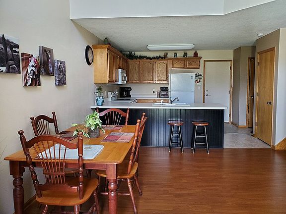 5th image of 2641 NW Heritage Ave