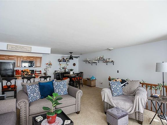 3rd image of 56 Homestead Village Dr