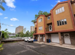 500 Catherine St APT 3, Fort Lee, NJ 07024