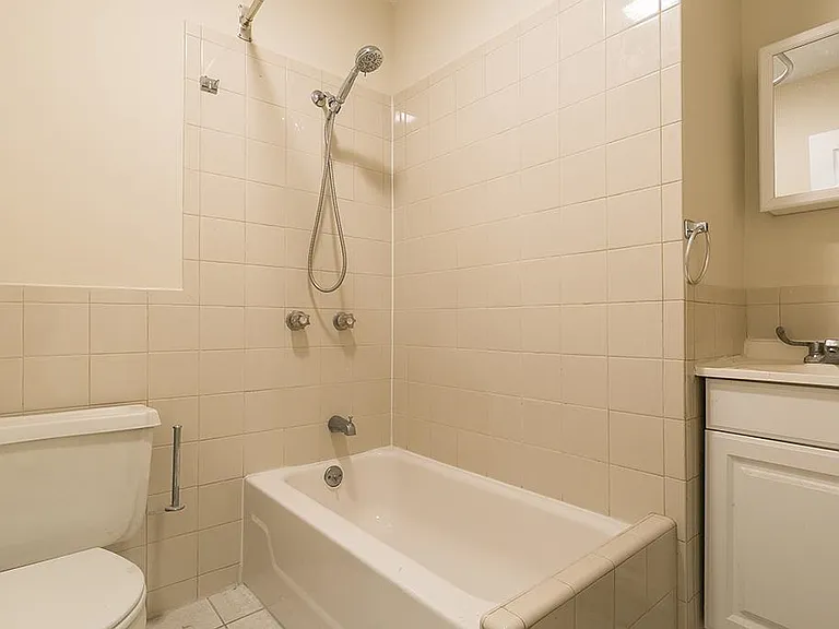 342 Avenue E #2 — Photo 12