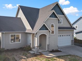 1385 W 5th St, Halsey, OR 97348