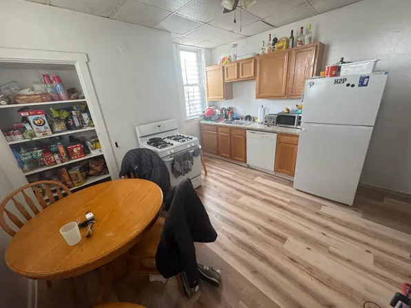 3237 Juliet St, Pittsburgh, PA 15213