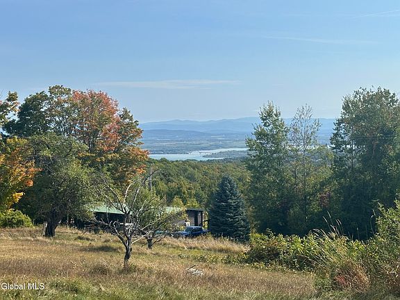 5th image of 443 Fairy Lake Road