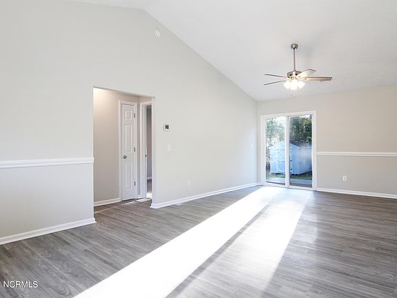 4th image of 312 Hedingham Ln