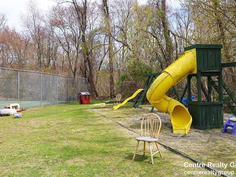 14 Bryon Rd #6B — Photo 12