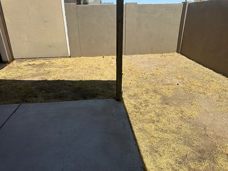 4047 E Carson Rd — Photo 13