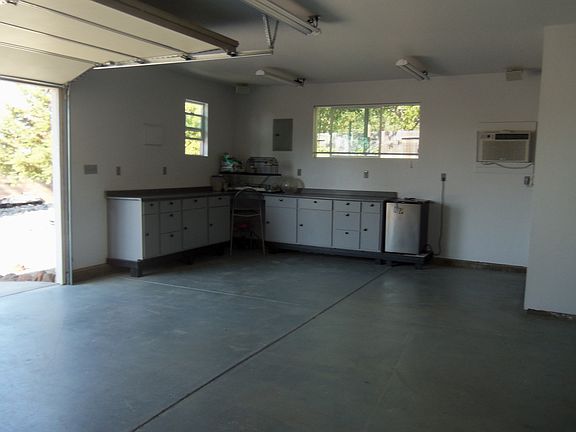 3rd image of 3293 Mount Tamalpais Dr