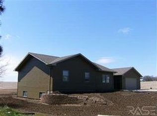 48083 259th St, Brandon, SD 57005