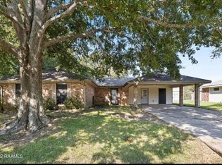 306 Vivian Dr, Lafayette, LA 70508