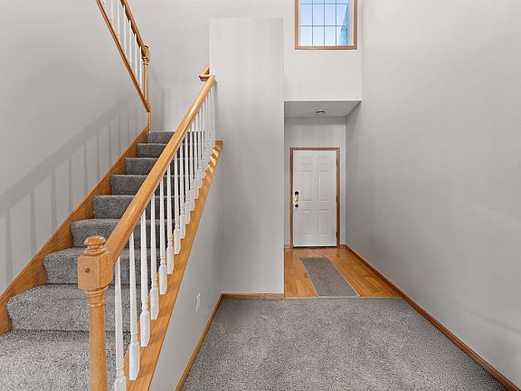 5th image of 321 Heritage Trl