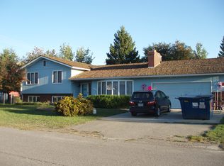 405 18th St W, Red Lodge, MT 59068