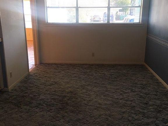 5th image of 518 Crepe Myrtle Ave