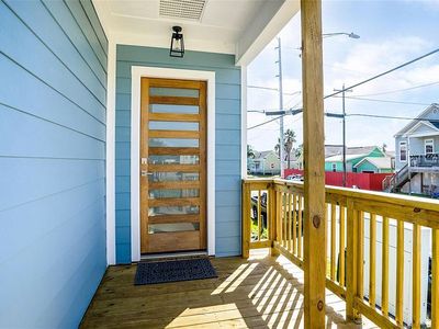 710 Mike Gaido Blvd, Galveston, TX, 77550