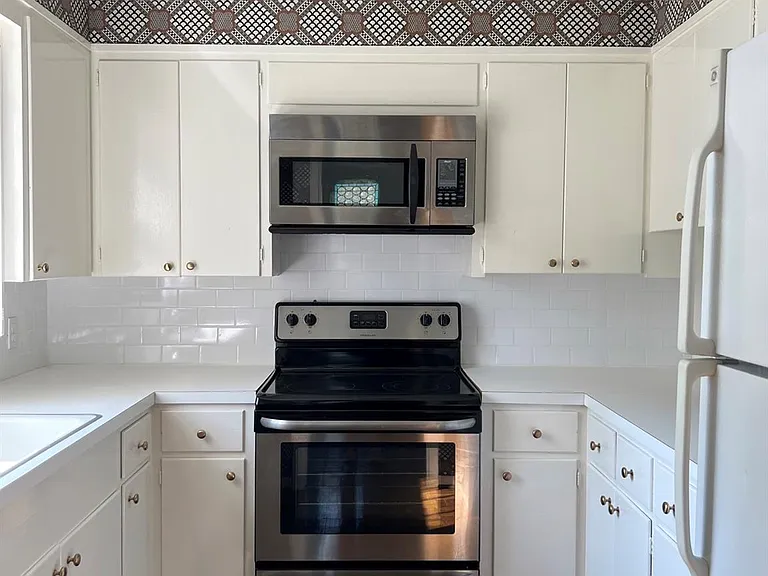 1500 Elton Ln #7 — Photo 5