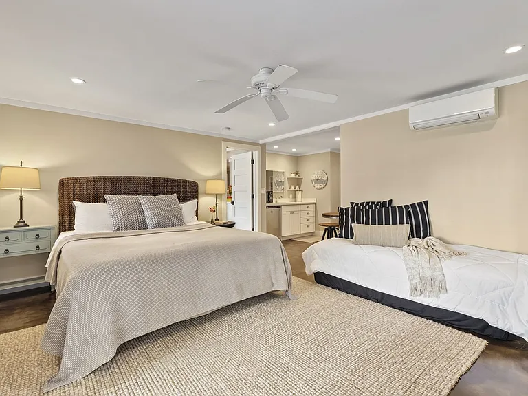 4034 Black Point Rd — Photo 24