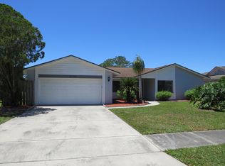 4726 Windflower Cir, Tampa, FL 33624