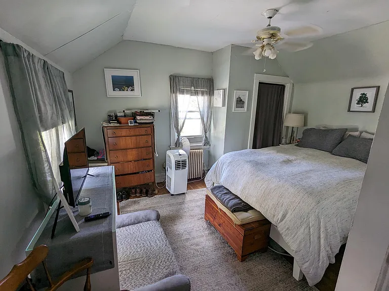 140 Grove St — Photo 20