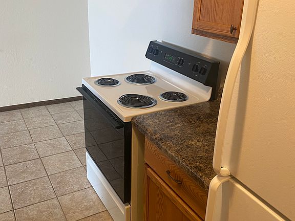 4th image of 1693 Sherburne Ave APT 303