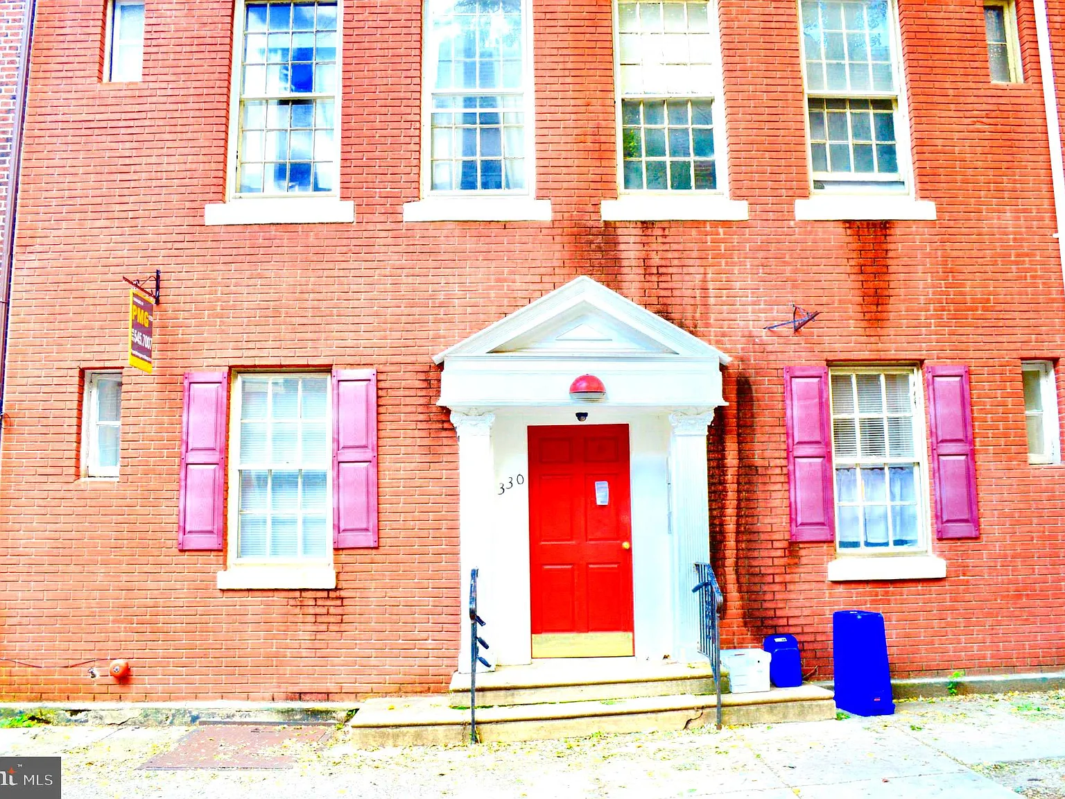 1 bed, 1.0 bath, 5712 sqft, $1,350 — Photo 1