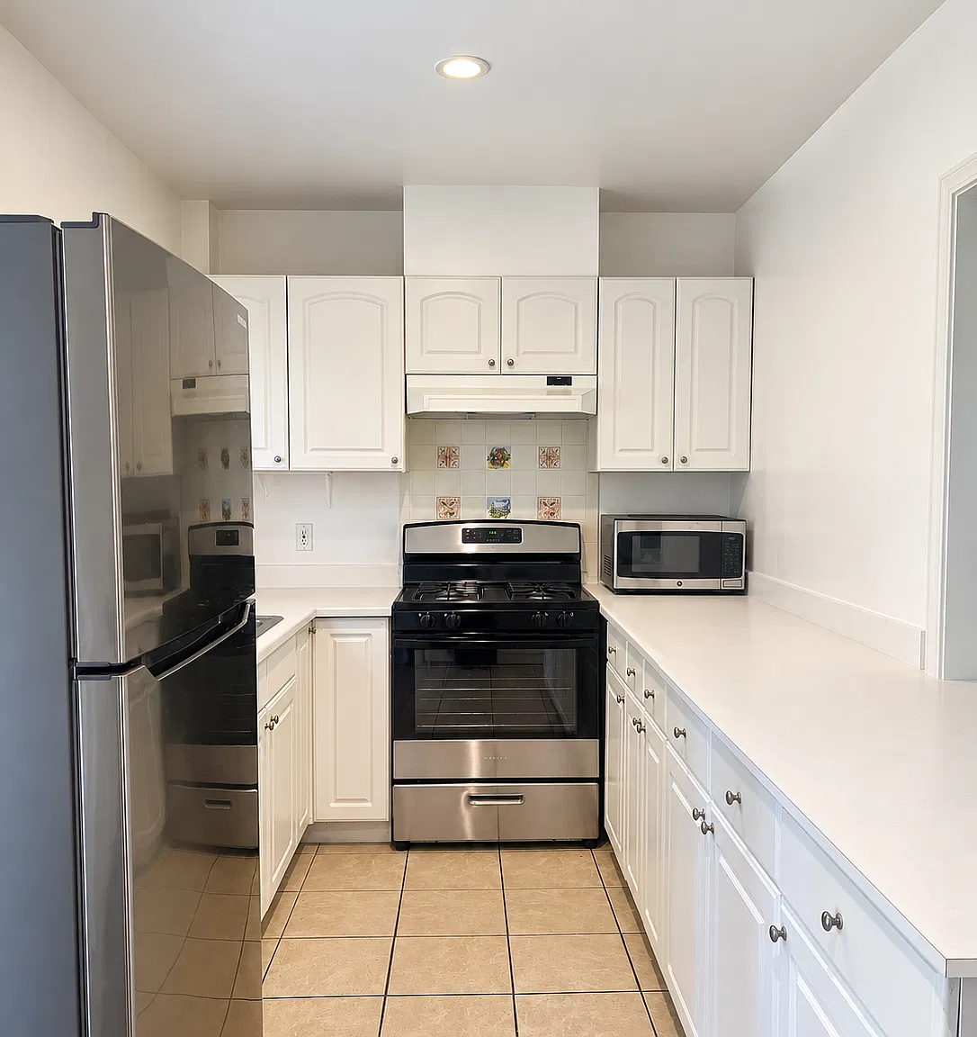 1 bed, 500 sqft, $2,500 — Photo 3