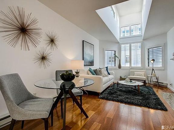 2nd image of 444 Francisco St #611