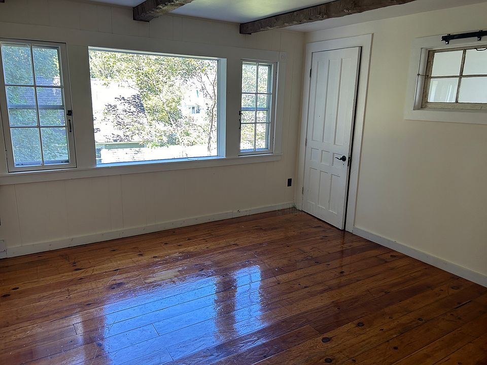 1st image of 18 Gilmore Ave #1A-1