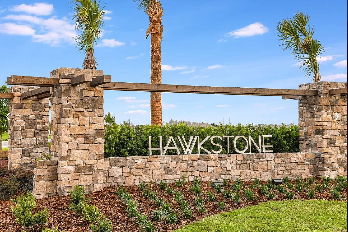 4 bed, 2057 sqft, $3,840 — Photo 2