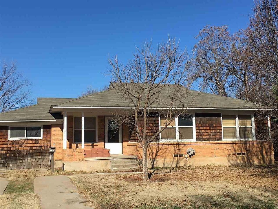 1st image of 4104 Hughes Dr