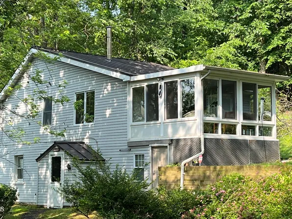 5 Robbins Avenue, Troy, NY 12180