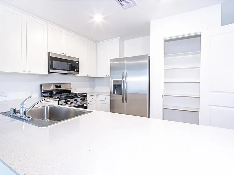 5610 Shelford Birch Dr — Photo 2