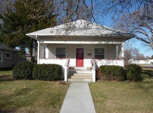 420 E 27th St, Kearney, NE 68847