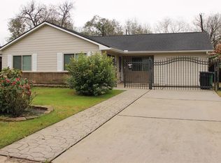 4833 Hummingbird St, Houston, TX 77035