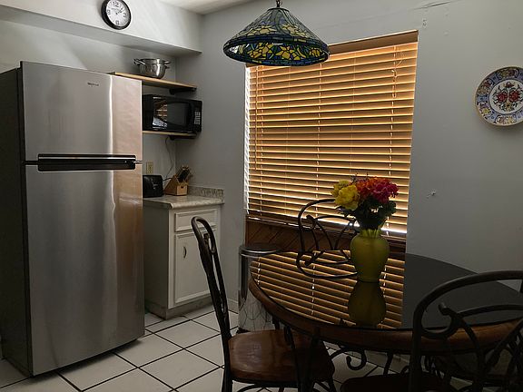 5th image of 522 Camino Ct #E