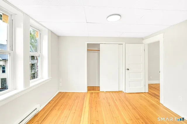 3 bed, 970 sqft, $1,350 — Photo 3