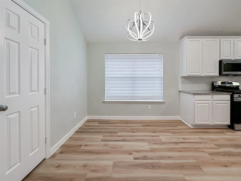 27 Auburn Path Dr — Photo 11
