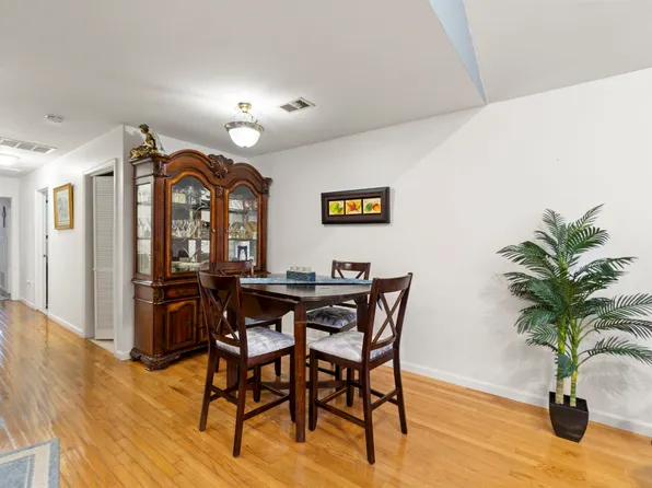 219 South Street image 14 of 45