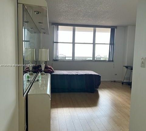 4th image of 6039 Collins Ave APT 519
