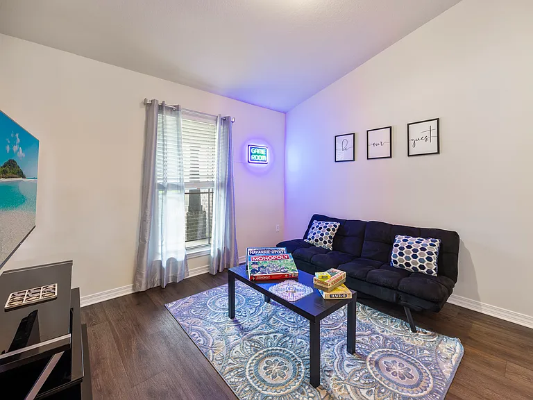 7861 Pleasant Oak Ave — Photo 3