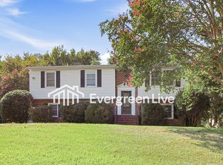 3012 Wildwood Ave, Colonial Heights, VA 23834